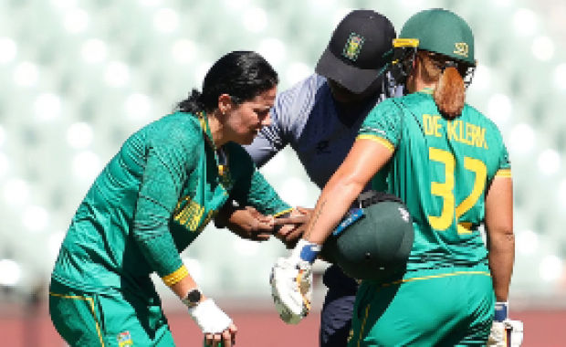 Marizanne Kapp Shines as South Africa Clinch Historic ODI Victory against Australia